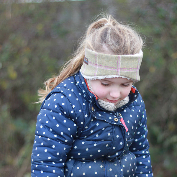 Children's Earwarmer in Gooseberry
