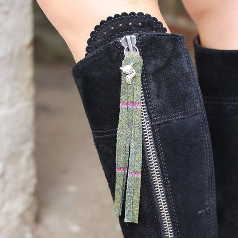 Tassels in Belle Tweed